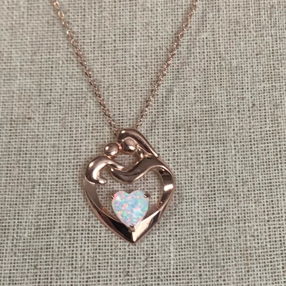 Flyow Fine Jewelry Women’s Loving Mother Child Heart White Opal Necklace - Picture 7 of 13